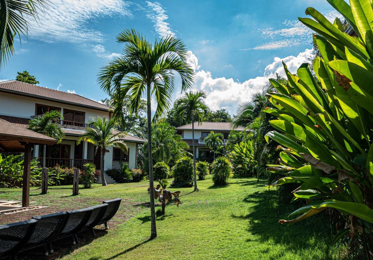 Blue Hill Residence Hua Thanon  エクステリア 写真